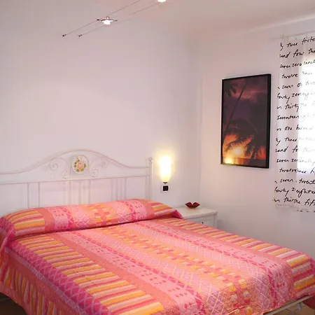 Tatil Evi Modern & Chic Budoni
