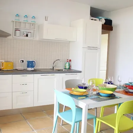 Modern & Chic