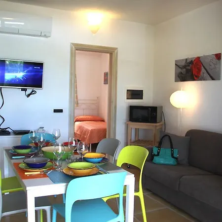 Tatil Evi Modern & Chic Budoni