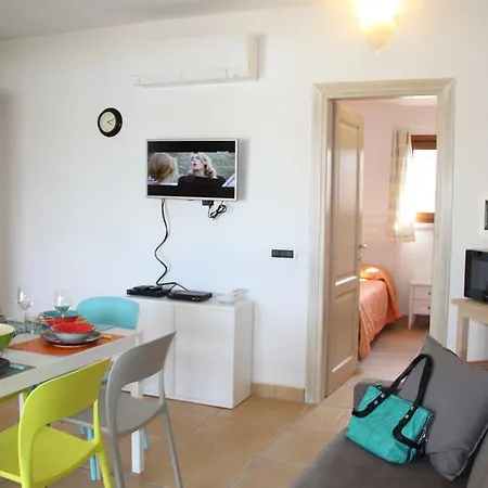 Modern & Chic Budoni